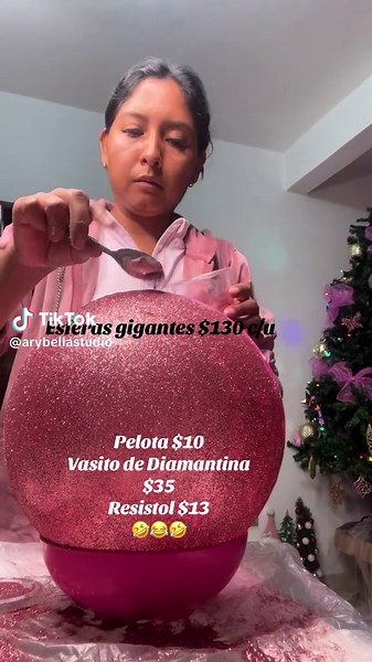 Cómo hacer esferas gigantes de Navidad con globos