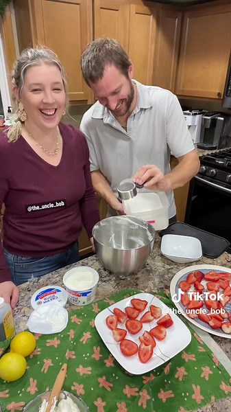 #cookwithme Wife teaches me to cook deviled strawberries #cooking #snacktime #healthysnack #husbandwife #couplegoals #strawberry #dessert #treats