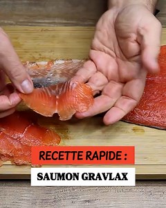 1.7M views · 5.9K reactions | Recette de saumon gravlax pour les fêtes  Ingrédients : 1 filet de saumon 650 gr 300 gr de gros sel (Guérande) 150 gr de sucre 1 cuillère à soupe de 5 baies 1 bouquet d'aneth Temps de préparation : 15 min Temps de repos : 24 heures au frigo | La Cuisine de Philippe | Facebook