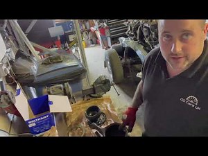 Land Rover Defender Front Axle Rebuild - Swivel Pins Half Shafts Wheel Bearings One Shot Grease