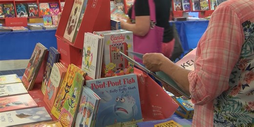 Reading to your child promotes development, doctors say