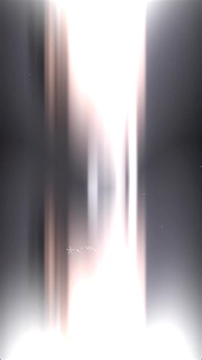 CHỈ MÌNH EM Chương 11.2: Buổi chiều ở phim trường Cả đoàn phim trong nháy mắt cúi mặt xuống giả vờ làm việc. Nhưng tất cả đều dựng tai lên nghe. Và trước khi Orm kịp trả lời— “Hình như em ấy không tiện rồi.” Giọng nói trầm, lạnh, cắt rõ từng chữ của dì cất lên. Dì đứng sau lưng Orm từ lúc nào, áo vest trắng còn chưa kịp phủi bụi vì ngồi lâu. Điện thoại cũng vừa tắt. Ánh mắt dì không nhìn thiếu gia họ Giang ngay lập tức mà nhìn Orm trước — kiểu nhìn như muốn xác định xem Orm có bị làm phiền hay k