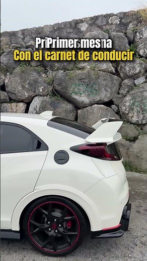 PRIMER DÍA VS PRIMER AÑO DE CARNET!😂 #coches #autos