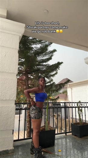 Let’s go and win streakie😭😂😂 I get one bank for mind already them Dey always comut my money😭