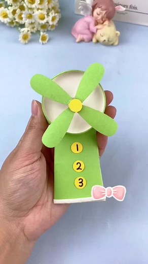 Create a Beautiful Handmade Paper Fan