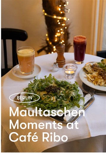 A little corner of Ackerstraße where comfort comes in the shape of Maultaschen. At Café Ribo, Katja serves her mother’s recipe with the kind of warmth you feel right away — family-run, quietly iconic, and a place people return to for more than the food. 📍Café Ribo, Ackerstr. 157, Berlin–Mitte Cover Photo: Ruby Watt for Cee Cee Creative . . . . #ceeceeberlin #ceecee #berlinfood #cafesofberlin #maultaschen