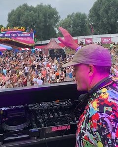 Opening hour @milkshakefestival playing the wonderful @peggygou_ Starry night love this track pure summer grooves. Thank you Amsterdam amazing festival so much fun 🌟 | DANNY RAMPLING