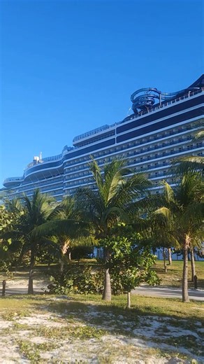 My home away from home the past 3days. Its like a floating office building / Hotel on water | Donald Simpson