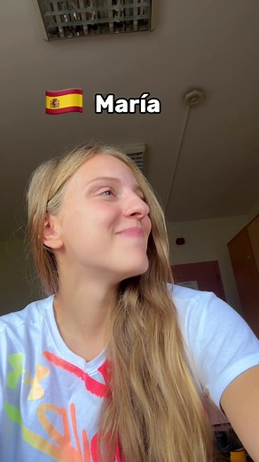 Should you use Duolingo to learn languages?🤔 Well, if you find the sentences in this video useful and feel like you’re genuinely learning the language by using the app, then yes. But I doubt that’s the case. The way I see it, Duolingo is more of a fun language game than a serious tool for language learning. It teaches you awkward sentences, it sometimes uses incorrect pronunciation and can be overly repetitive.😭 Instead of spending 15 minutes on Duolingo learning how to say, “my owl’s company’