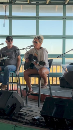 Pensacola Beach Songwriters Festival Week 2 : Night 2 @ Salty Rose Featuring that beach breeze 💨 | Teea Goans