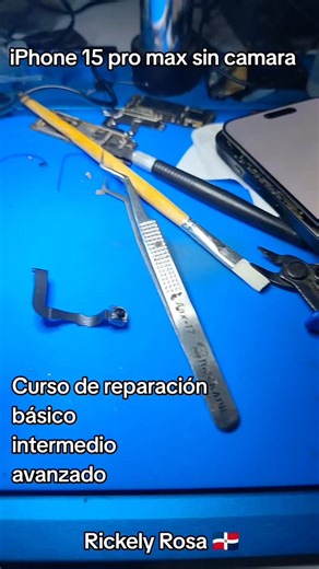 iPhone 15 pro max equipo mojado reparación de camaras trasera oscuras y camara frontal empañada sin perder el face ID. | Rickely Rosa | Facebook