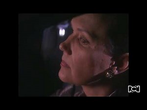 Cecilia trata de dispararle a Bella | Doña Bella