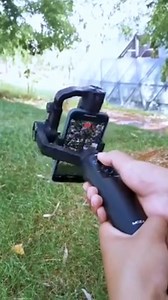 Check this out! 😍 MOZA MINI-MI—gimbal 3-axis wireless charging, content makin smooth! 🎥🔥 Rakaman stabil tanpa gegar, hasil video lebih pro, dan bateri tak cepat habis! 🚀 Nak upgrade content? MOZA MINI-MI ni wajib ada! 🎬✨ Beli sini 👉 https://s.shopee.com.my/7pew8hHemQ . #Shopeehaul #ShopeeMY #ShopeeMYCreatorClub Shopee | Foto dan video - Tips&Trick