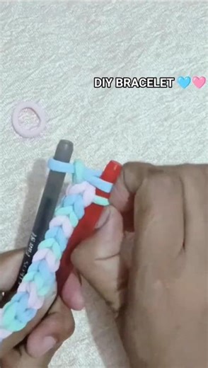 DIY bracelet with rubber bands 🩵🩷 #handmade #rubberbands #bracelet #subscribemychannel #beautiful