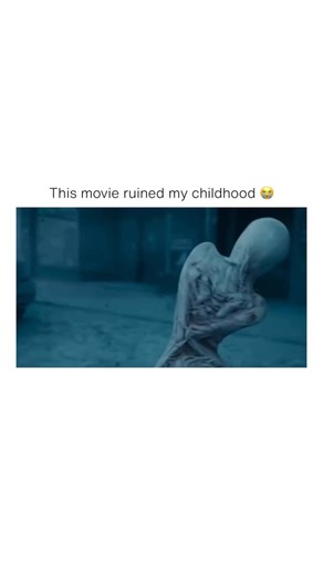 Movies | Memes | It was so scary 😭 GIANT PYRAMID HEAD for #ReturnToSilentHill. Get tickets now. Return to Silent Hill is a psychological horror film that... | Instagram