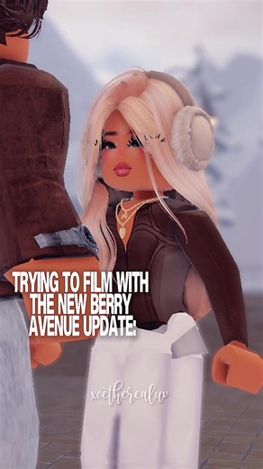 OVER ITTT #whenitwasus #wiwu #berryavenue #berryavenueupdate #roblox | berry avenue