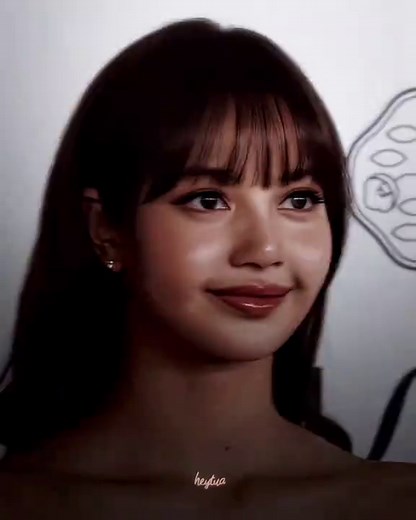 The Most Beautiful Woman: Lisa Manoban Highlights