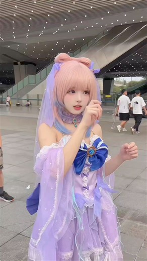 2M views · 10K reactions | 人分享故事的时候，手势也会去表现 #cos #漫展 #心海cos | Setup Cosplayer | Facebook