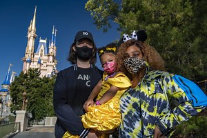 Tennis Star Serena Williams Visits Walt Disney World | Chip and Company