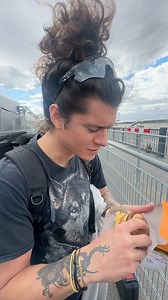 382K views · 5.1K reactions | TRYING MY FIRST BIG MAC.. EVER 﫣 | Orlando James | Facebook