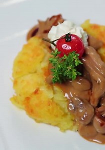 Bizarre Foods: Delicious Destinations S01:E12 - Zurich