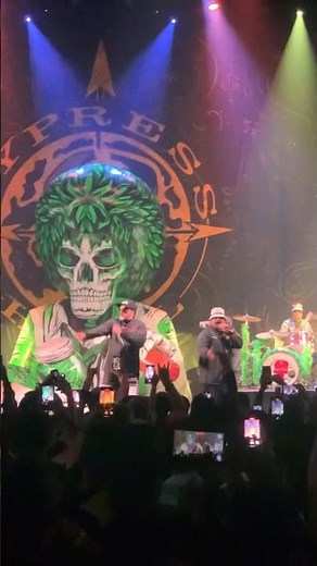 Cypress Hill performing ‘Jump Around’ by House Of Pain (Live in LA 2022) ‪@cypresshill‬ #rap #hiphop