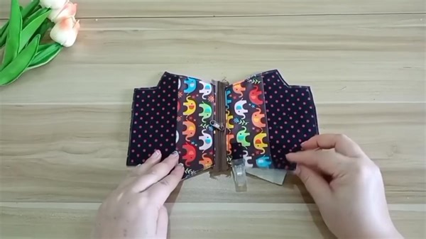 1.5K views · 16 reactions | Sewing Ideas! Easy How to Make Coin Purse | Sewing Tutorial Step by Step | #coinpurse #diy #handmade #sewingmachine #sewingproject #sewingskills #pouch #diyprojectsideas | Diy By.rutchanoo | Facebook