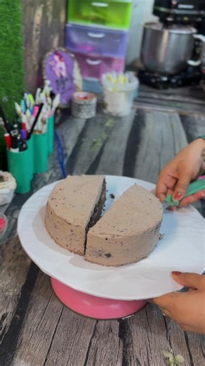 Phr sh voi half cake bnana pr gya🥲#jiyascakeoclock #cakes #forupage #cakesdesign #views