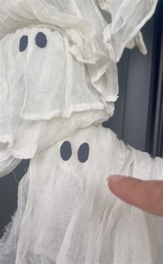 easy halloween wreath | Home Hacks & Easy Snacks | Facebook