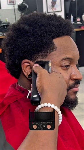 NO GUARDS ❌ FREE HAND FADING ✅ #barbertutorial