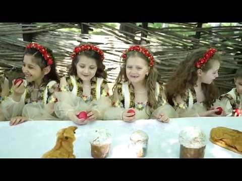 La La Kids - Colind de Pasti (Official Video)