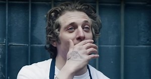 The Bear: How Realistic Kitchen Dynamics In Season 1 Turned A Fine Dining Plot Into Survival Story