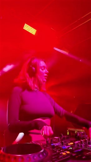 🎧Track ID: Spotify playlists (link in bio) Watch to the end 🥰 Comment your favourite music 🎵 Don't forget to Follow us ✔️ #techno #music #dj #technomusicforlife #spotifyplaylist