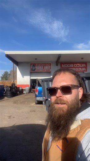 DIY junk runs sound easy until they’re not. 😅 Load it yourself, wrestle it into a truck, wait in line at the landfill, and then boom you’re leaving with a nail in your tire and a headache you didn’t plan on. That’s where we come in. At Junk-A-Roos, we deal with the heavy lifting, the dumping, the mess, and the headaches so you don’t have to. Less stress, less risk, and your vehicle stays in one piece. And if you do end up catching a nail while hauling around Lakewood, shoutout to Genesis Tire f