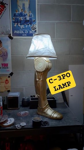 3D Printing C-3PO Leg LAMP! 💡