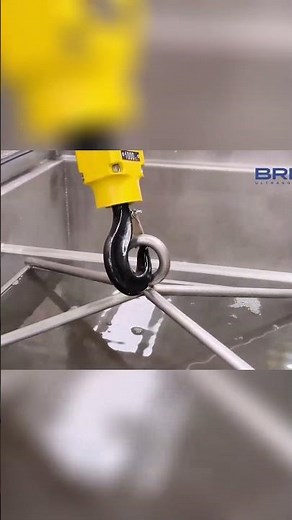 How Does an Ultrasonic Cleaning Machine Work? #shorts