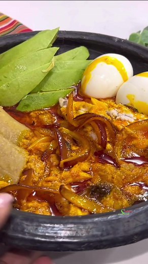 This is one of Ghana’s Sweetest Foods Quick Easy & Tasty 😋 Try It | Abomu Recipe Here are the ingredients for today’s Recipe: Ingredients: Garden Eggs / Egg Plant Green Plantain 1 Large Tomato 1/4 Large Onion Habanero Peppers 2 Eggs 2tbsp Groundnut/Peanuts Salt to taste Palm Oil 1/2 Small Red Onion Smoked Fish of your choice #sweetadjeley #sweetitintinz #sweetteam #explore #explorepage #foodblogger #africanfood #africanfoodrecipe #africa #ghana #accra #ghanafoodnetwork #nigeria #nigerianfoodnet
