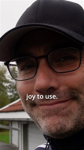 Fujifilm X30 vs X10 – Which Feels Better in 2025? #FujifilmX30 #compactcamera #vintagephotography