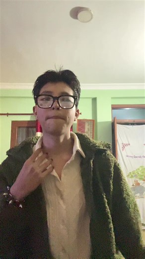 looken shi🤓 #drake #asian #fyp