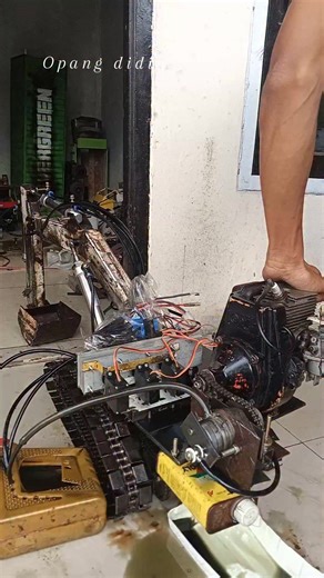 Rc excavator real sound engine. | Opang Didin
