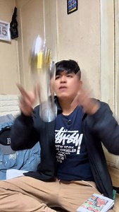 Manfaat gingseng Meningkatkan sistem kekebalan tubuh: Kandungan antioksidan, antialergi, dan antimikroba dalam ginseng dapat membantu tubuh melawan infeksi dan bakteri. Meredakan stres: Sifat adaptogen dalam ginseng membantu tubuh mengatasi stres. Meningkatkan fungsi kognitif: Ginseng dapat meningkatkan daya ingat, konsentrasi, dan kemampuan berpikir. Senyawa ginsenosida dalam ginseng melindungi otak dari kerusakan akibat radikal bebas. Menurunkan gula darah: Ginseng dapat membantu mengelola kad