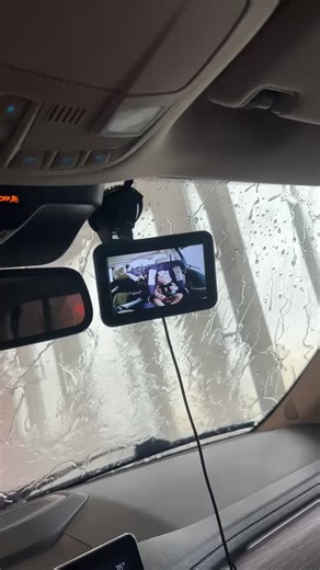 Safe to say she loved her first car wash 😅 #fyp #baby #funnyvideos #reaction