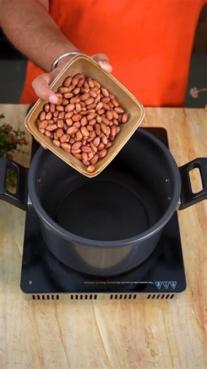 Rich, nutty, and packed with flavour! 🥜✨ This Peanut Sabzi is a wholesome twist that turns humble peanuts into a comforting, protein-rich curry — perfect with roti or rice for a hearty desi meal. #PeanutSabzi #IndianCurry #ProteinRich #DesiKhana #ComfortFood #HomemadeGoodness #EasyIndianRecipe (keywords: peanut curry, Indian sabzi recipe, vegetarian protein curry, easy peanut recipe, desi comfort food) | Chef Jaspreet Singh