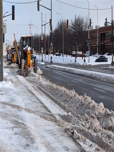 Montreal's Efficient Snow Clearing Techniques