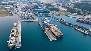 Container Ship Loading Unloading Commercial Cargo Stok Videosu (%100 Telifsiz) 1109647651 | Shutterstock