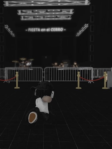 Concierto de Mon Laferte y José José en Roblox