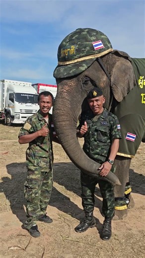 ท่านรองแม่ทัพภาค 2 ขอบคุณครับ