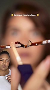 35K views · 235 reactions | HACK do óculos. ✅ Use sua base e pó na parte onde o óculos fica em contato com seu nariz para que ele não arranque a base debaixo  Crédito: ishanimitraa #maquiagem #óculos #beleza #dicascom.bia #fblifestyle | Dicas com Bia | Facebook