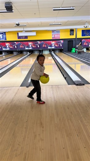 Best Bowler 🎳 | bowler playing baseball