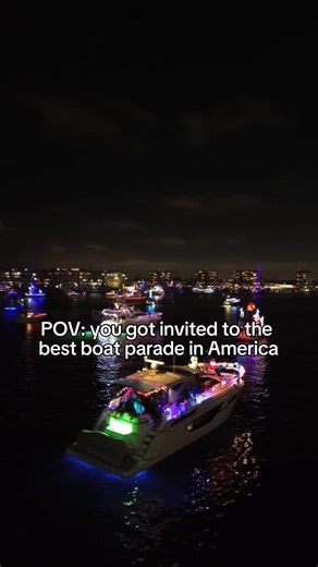 Next holiday season, get yourself a friend with a boat. This drone and boat parade in Marina Del Rey, CA has been ranked on of the best in America. For recommendations and moments worth getting lost in, follow @lost_in_travel ✈️ | Best Videos